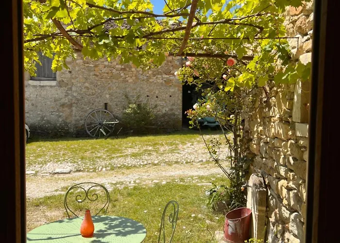Du Château D'alençon * Le Pegue